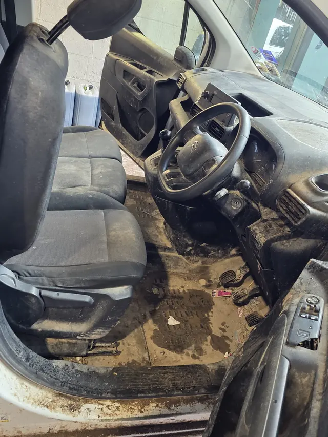 Citroën Berlingo — Interior Valet, Cork before