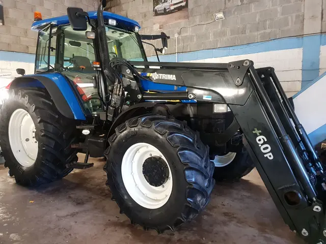 New Holland Tractor — another angle